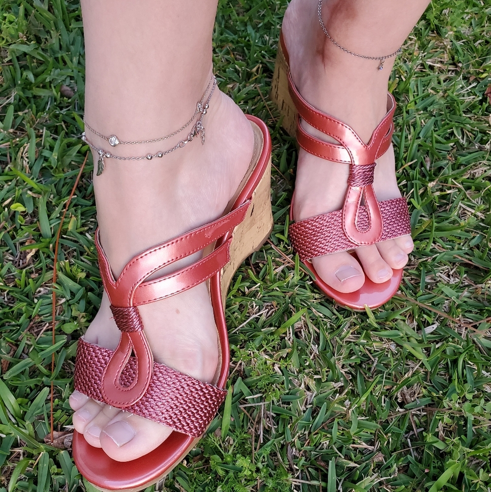 Mootsies Tootsies Pearly Pink Strappy Cork Wedges